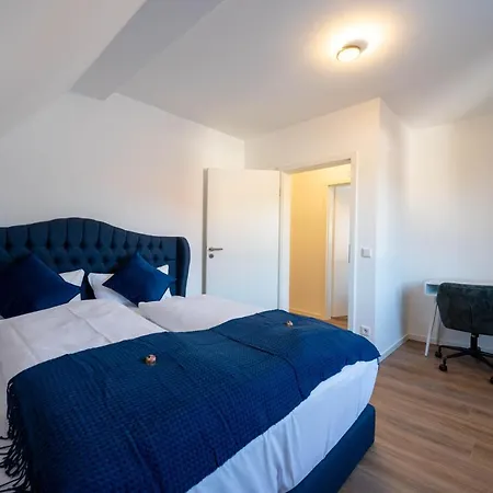 Lit Living - Luxury - Box Spring - Parking - 4 Bed - 13 Persons - Duplex * Hemsbach